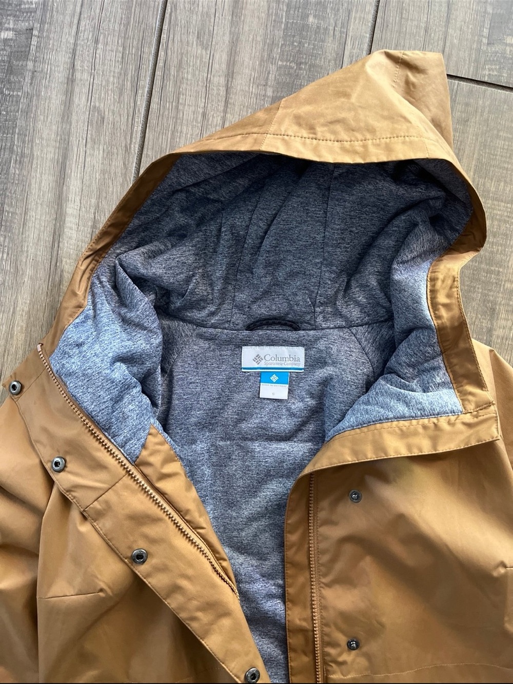 Columbia Helvetia Waterproof Jacket - Picture 2 of 7